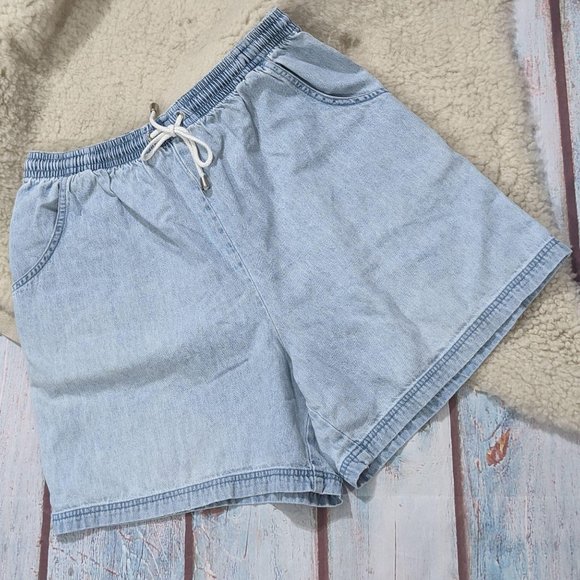 Van Heusen Pants - VTG 90s Van Heusen Lightwash Drawstring Shorts L